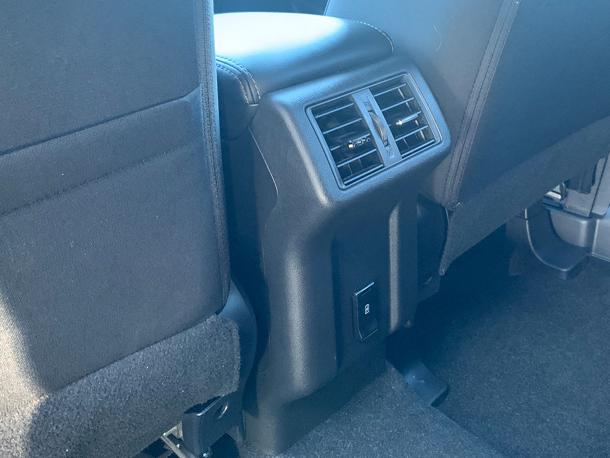 2021 Mitsubishi Outlander LS 2.4L Petrol 7 Seater Automatic