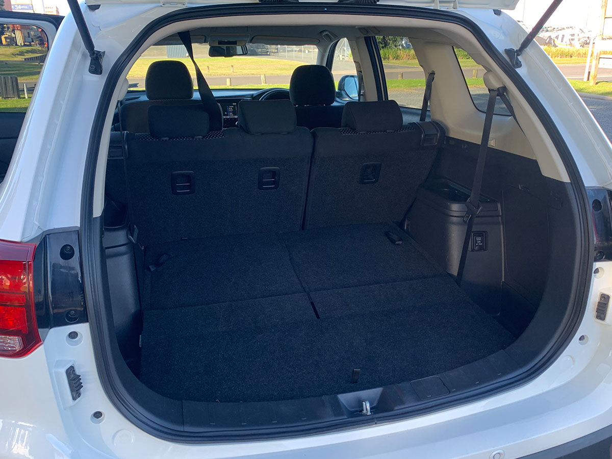 2021 Mitsubishi Outlander LS 2.4L Petrol 7 Seater Automatic