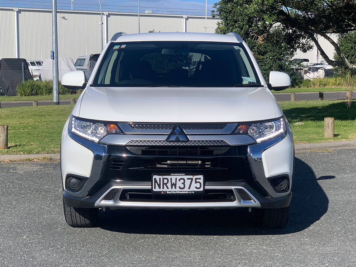 2021 Mitsubishi Outlander LS 2.4L Petrol 7 Seater Automatic