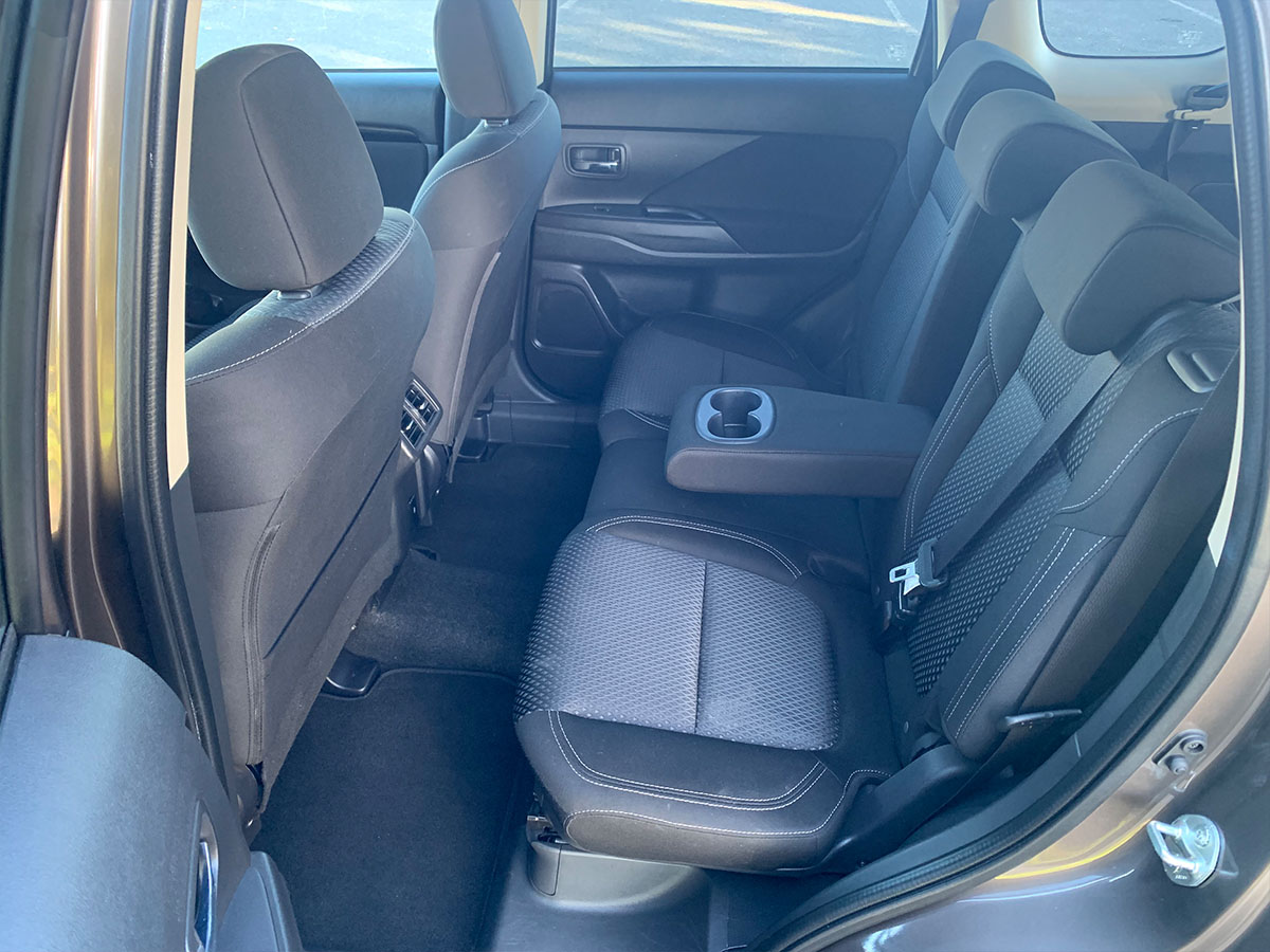 2021 Mitsubishi Outlander LS 2.4L Petrol 7 Seater Automatic