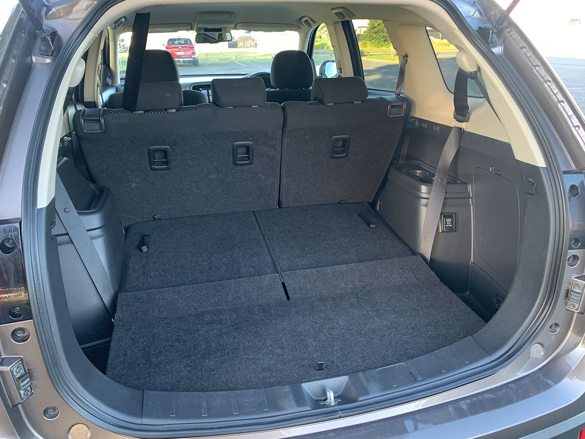 2021 Mitsubishi Outlander LS 2.4L Petrol 7 Seater Automatic