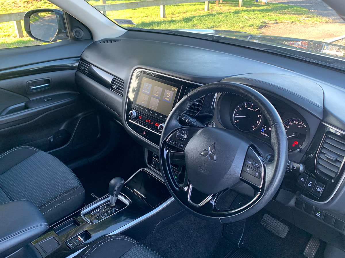 2021 Mitsubishi Outlander LS 2.4L Petrol 7 Seater Automatic