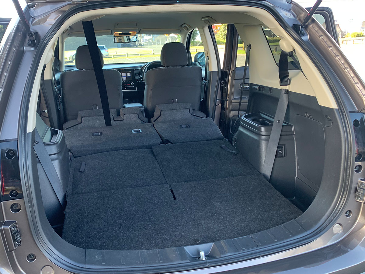 2021 Mitsubishi Outlander LS 2.4L Petrol 7 Seater Automatic