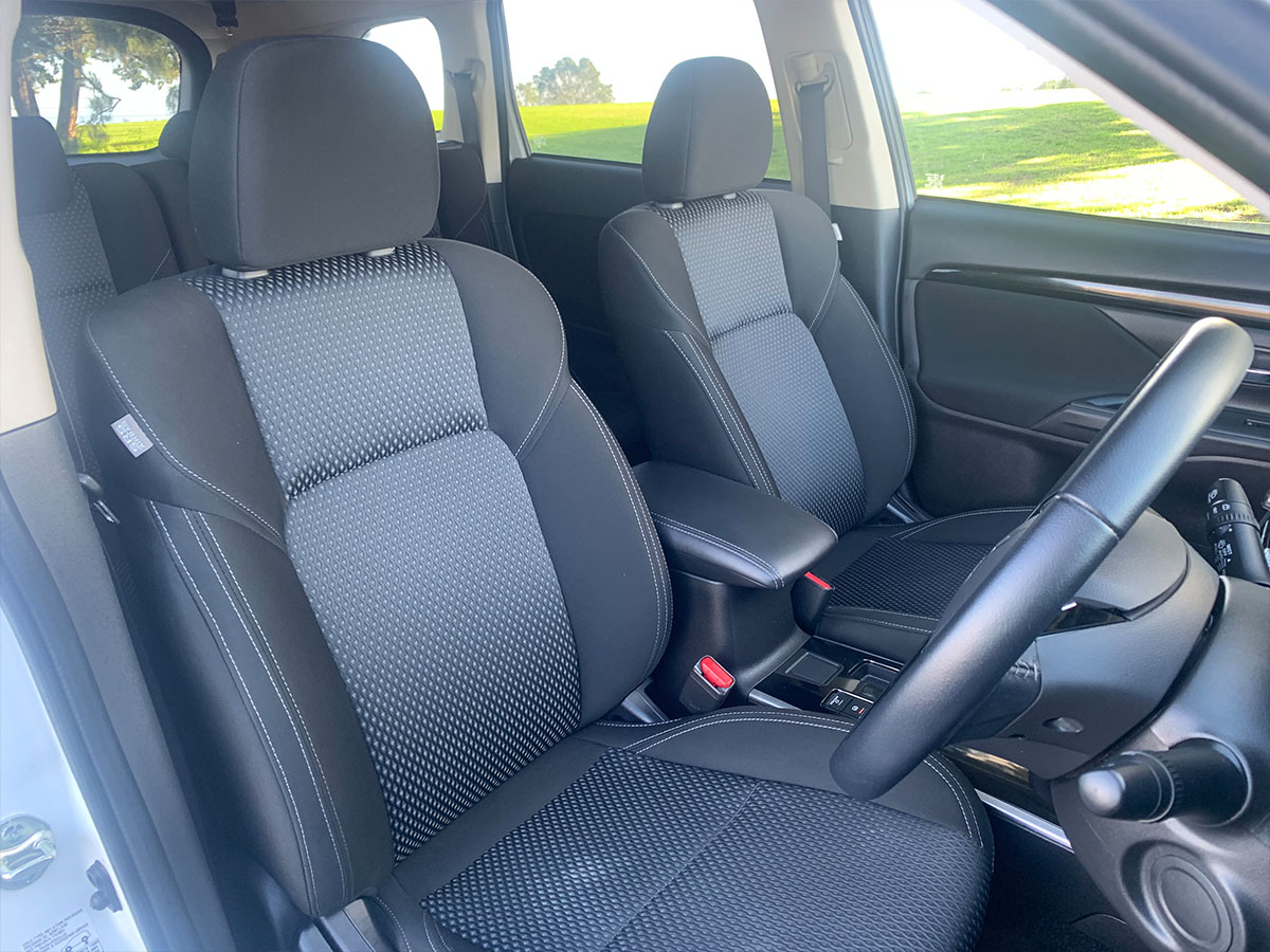 2021 Mitsubishi Outlander LS 2.4L Petrol 7 Seater Automatic