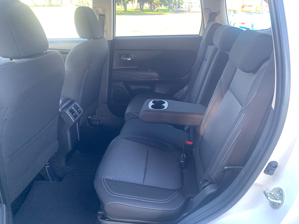 2021 Mitsubishi Outlander LS 2.4L Petrol 7 Seater Automatic