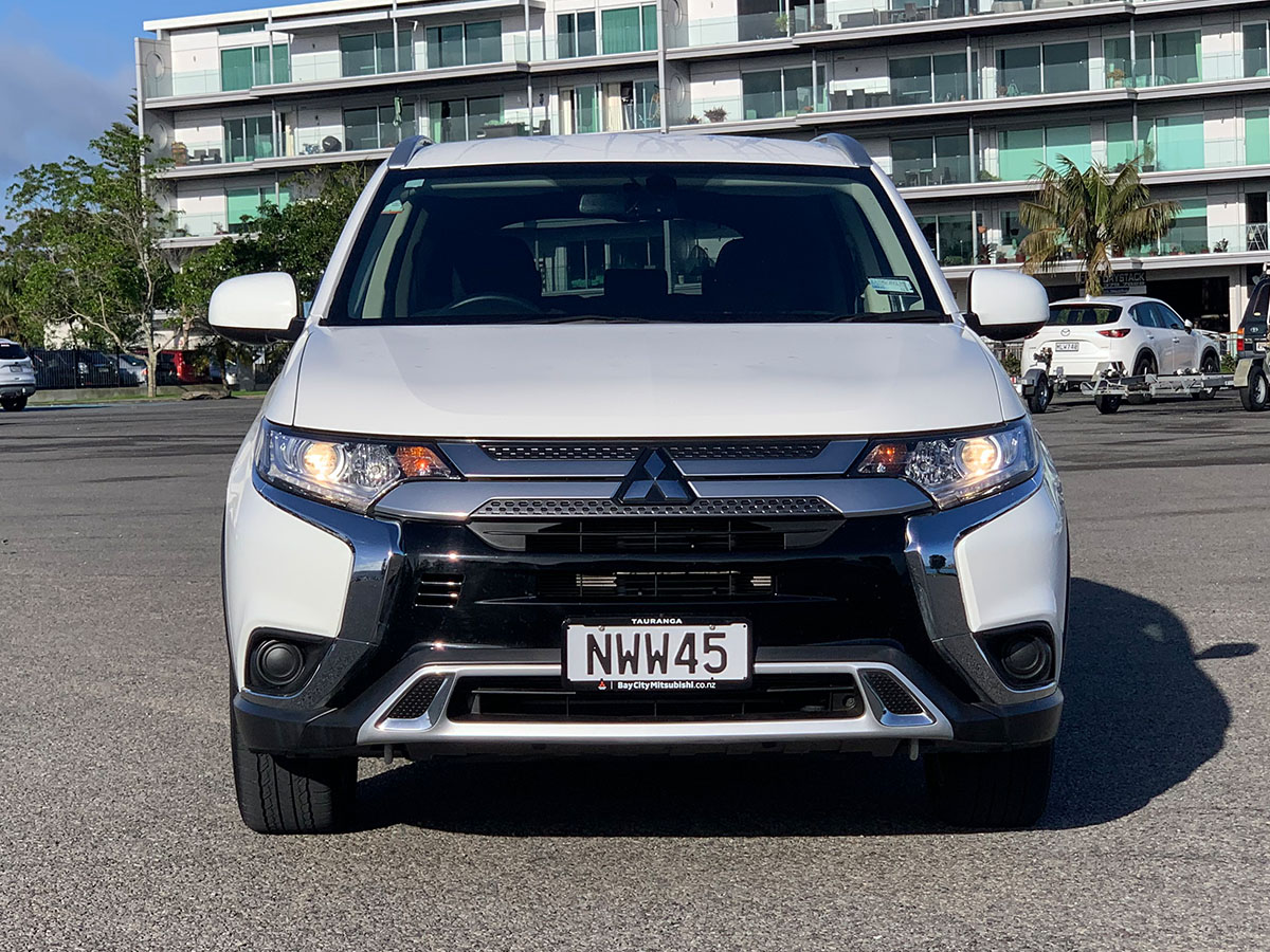 2021 Mitsubishi Outlander LS 2.4L Petrol 7 Seater Automatic