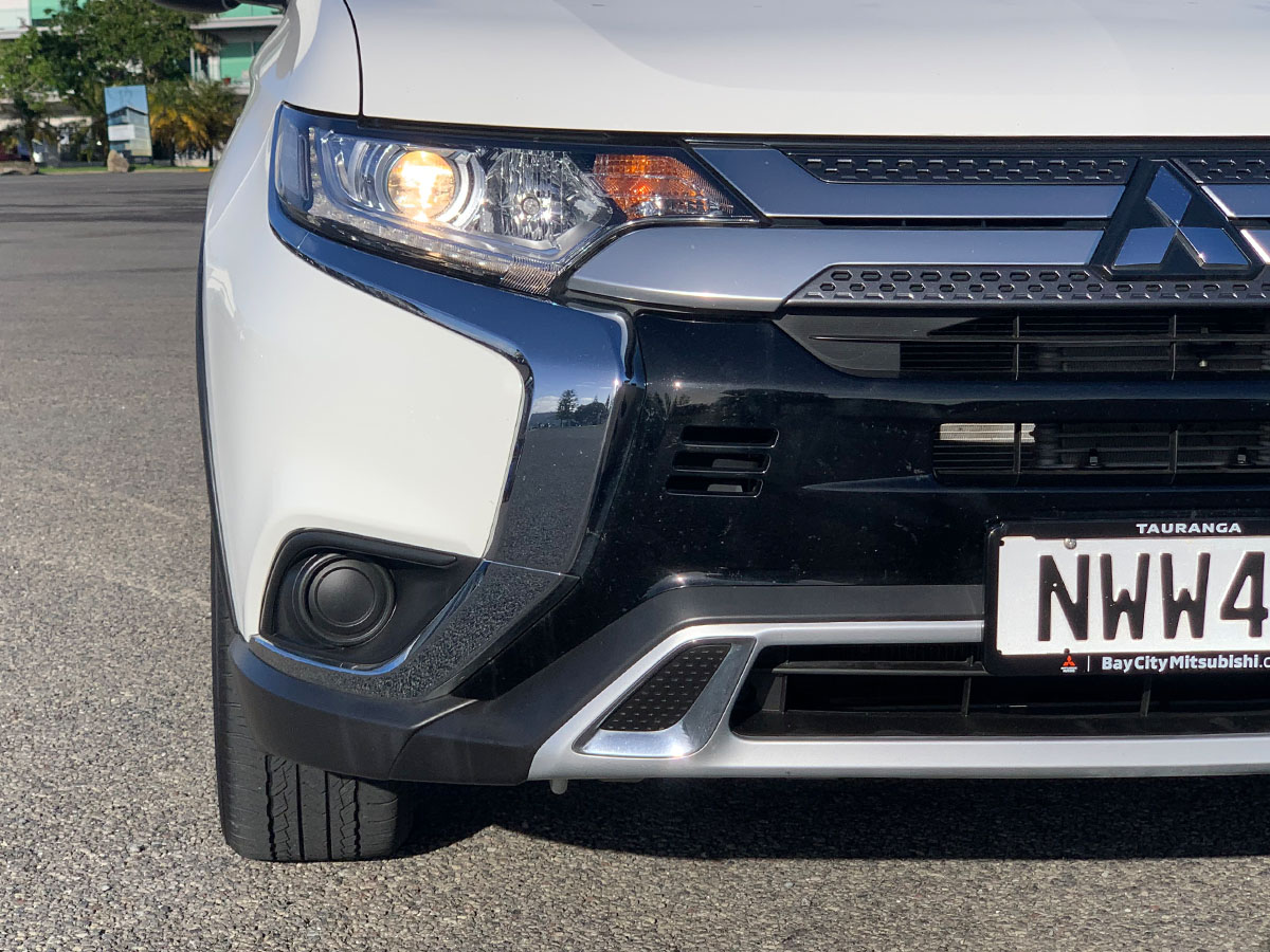 2021 Mitsubishi Outlander LS 2.4L Petrol 7 Seater Automatic