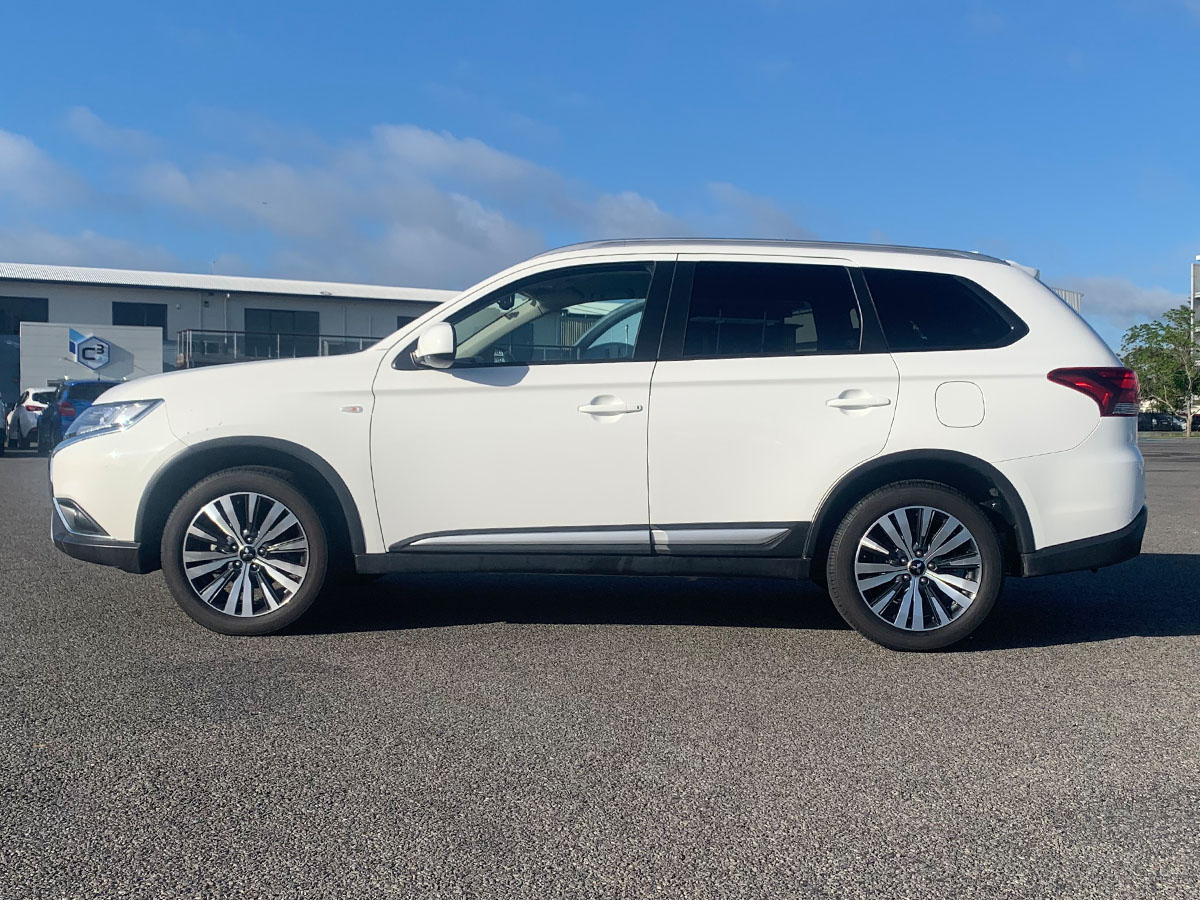 2021 Mitsubishi Outlander LS 2.4L Petrol 7 Seater Automatic