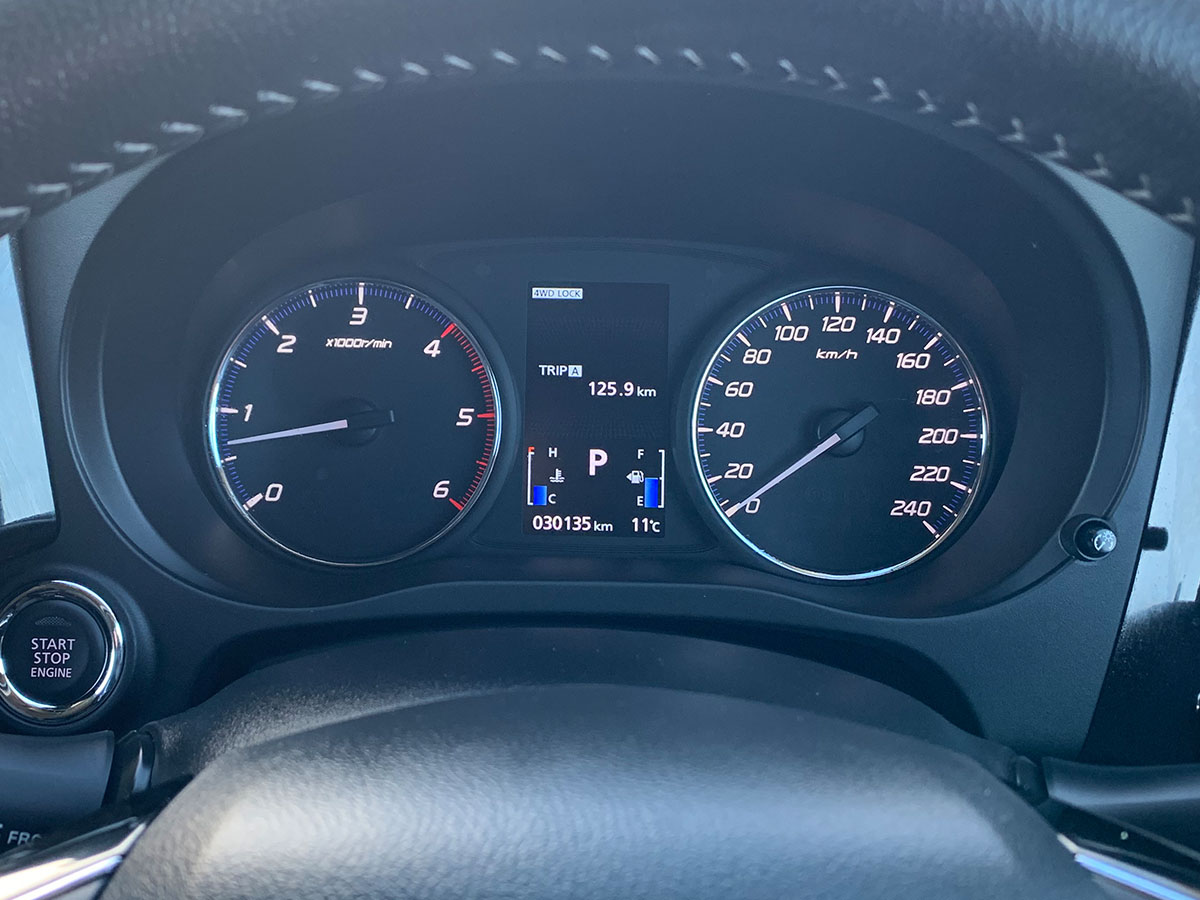 2021 Mitsubishi Outlander XLS 2.3L Diesel 4WD 7 Seater