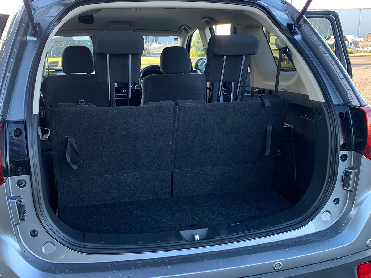 2021 Mitsubishi Outlander XLS 2.3L Diesel 4WD 7 Seater