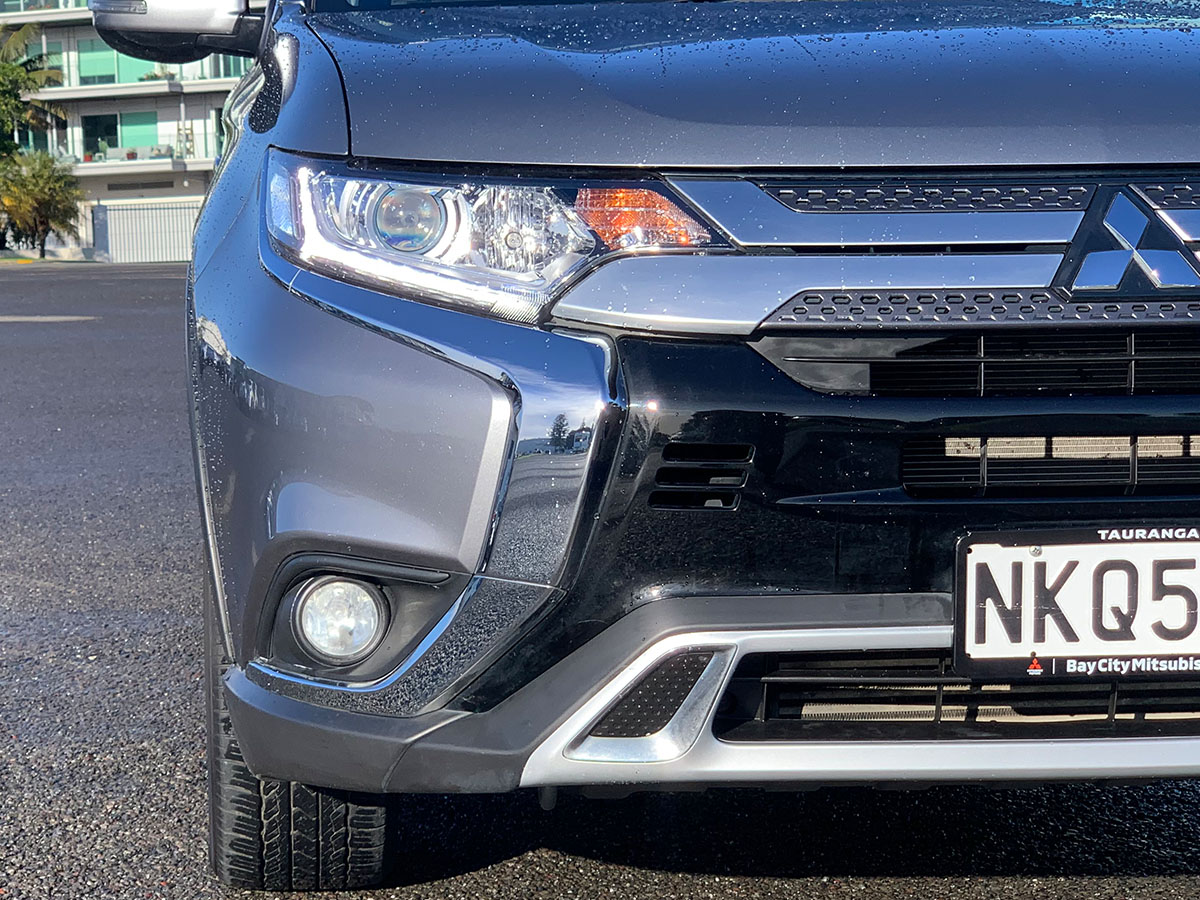 2021 Mitsubishi Outlander XLS 2.3L Diesel 4WD 7 Seater
