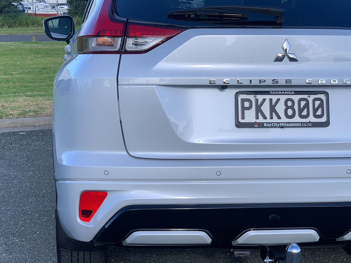 2022 Mitsubishi Eclipse Cross PHEV VRX Hybrid 4WD