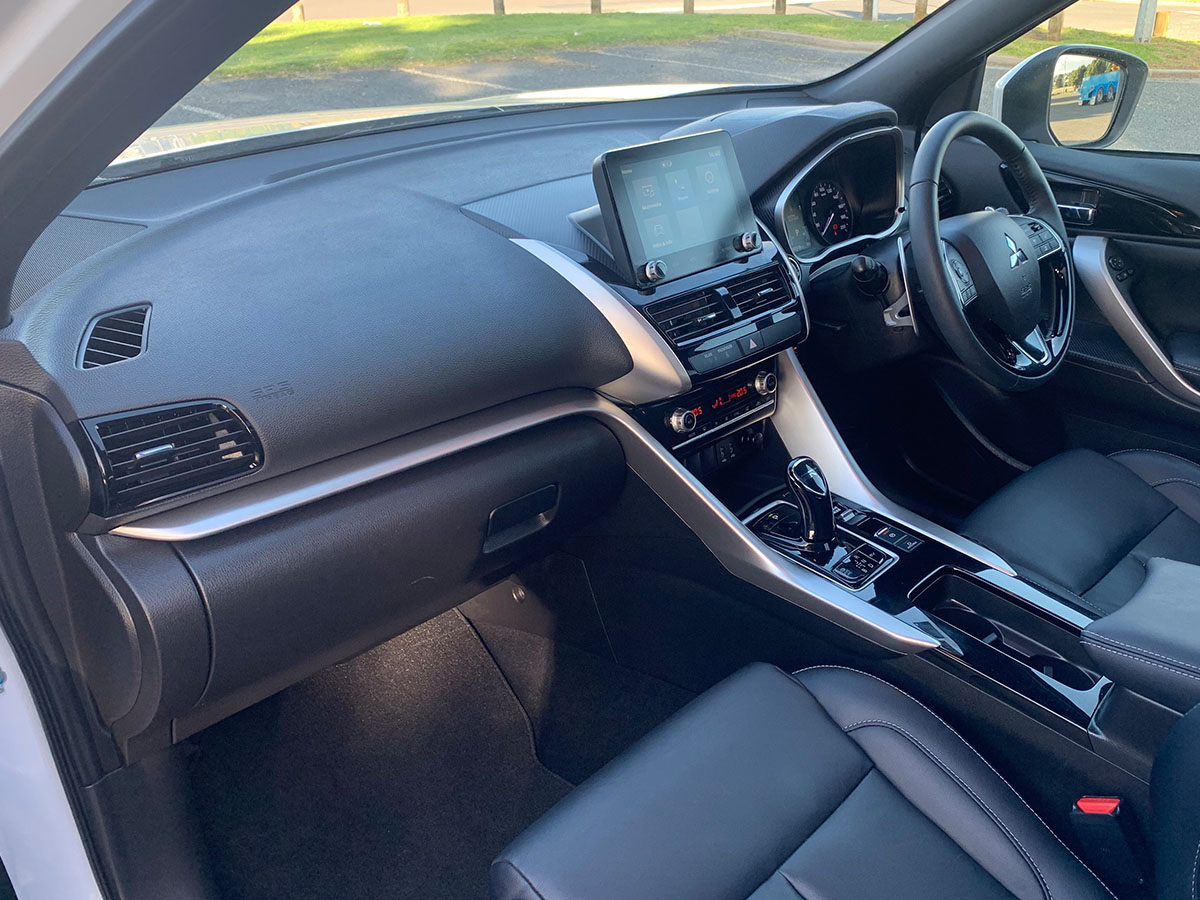 2022 Mitsubishi Eclipse Cross PHEV VRX Hybrid 4WD