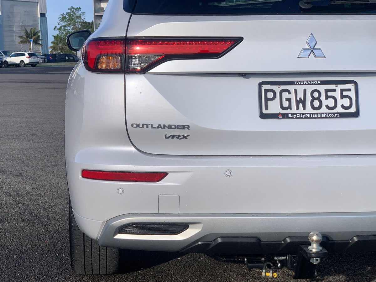 2022 Mitsubishi Outlander PHEV VRX
