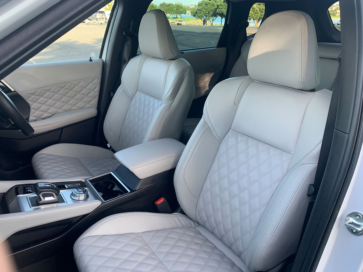 2022 Mitsubishi Outlander PHEV VRX