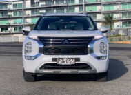 2022 Mitsubishi Outlander PHEV VRX