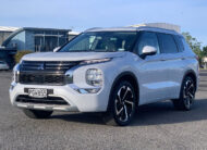 2022 Mitsubishi Outlander PHEV VRX