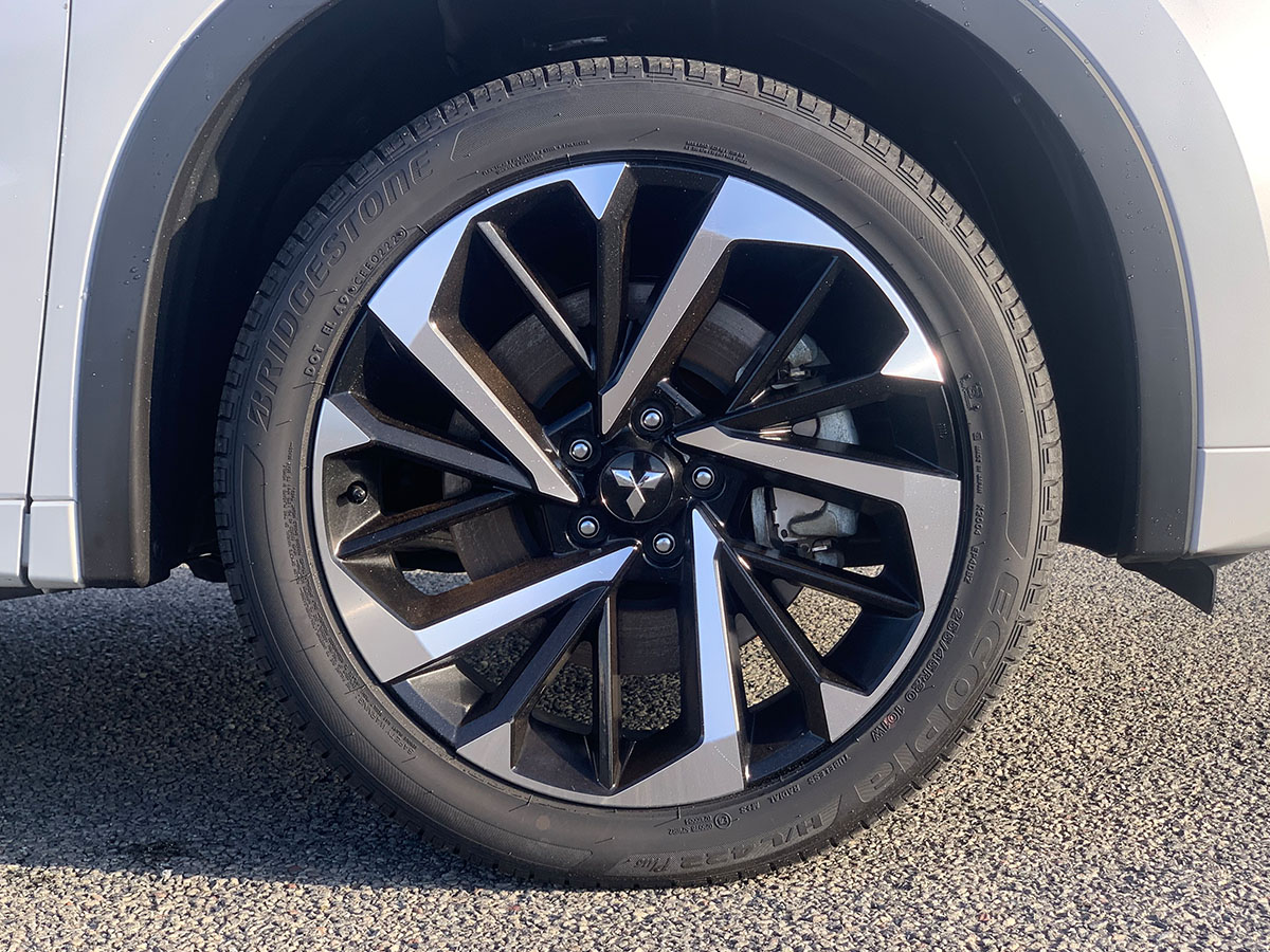 2022 Mitsubishi Outlander PHEV VRX