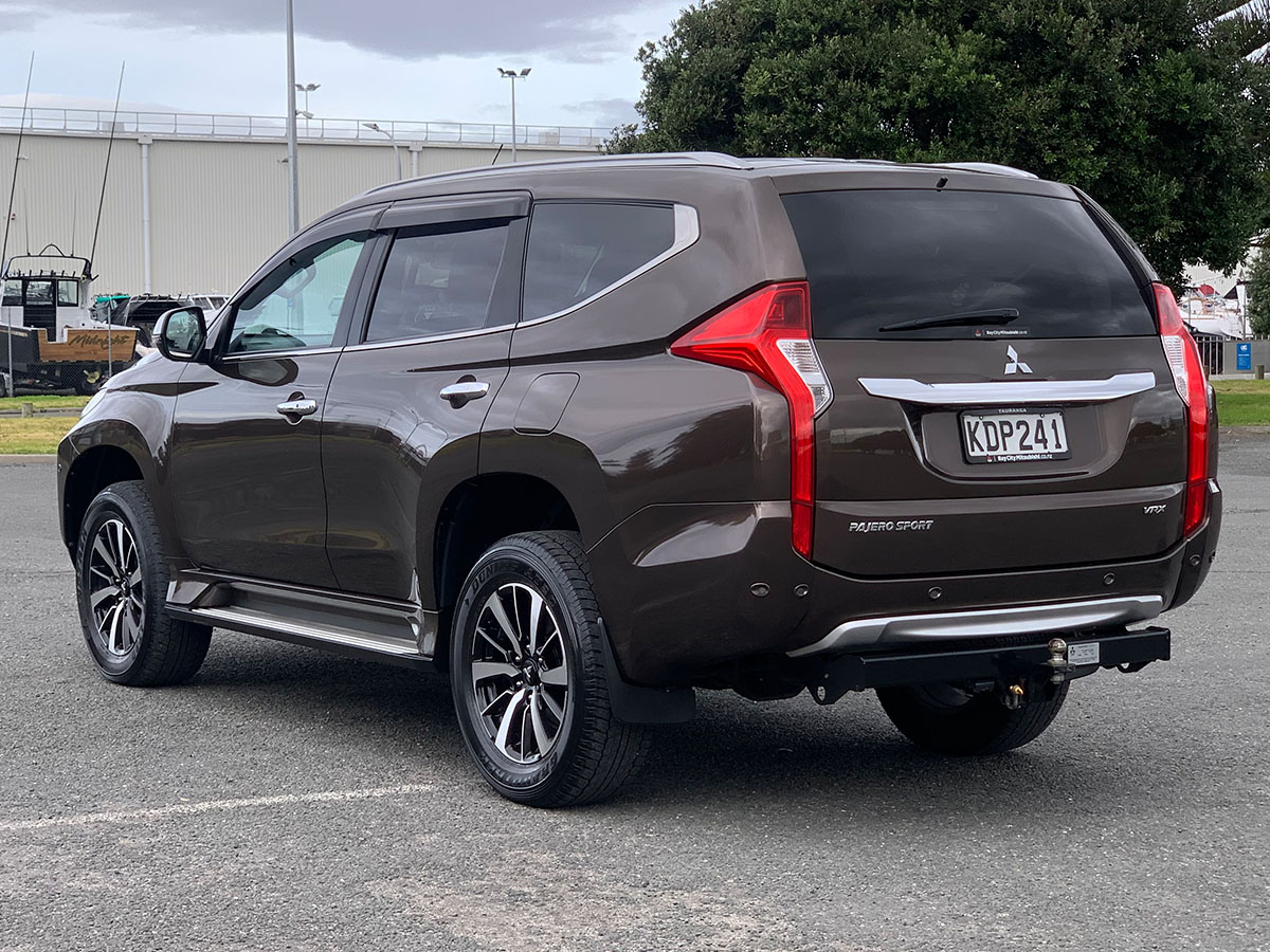 2016 Mitsubishi Pajero Sport VRX 2.4L Diesel 4WD 8 Speed Automatic