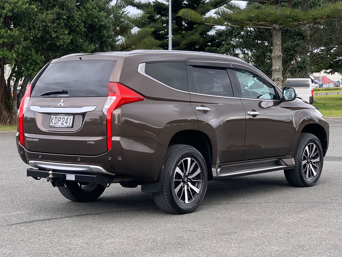 2016 Mitsubishi Pajero Sport VRX 2.4L Diesel 4WD 8 Speed Automatic