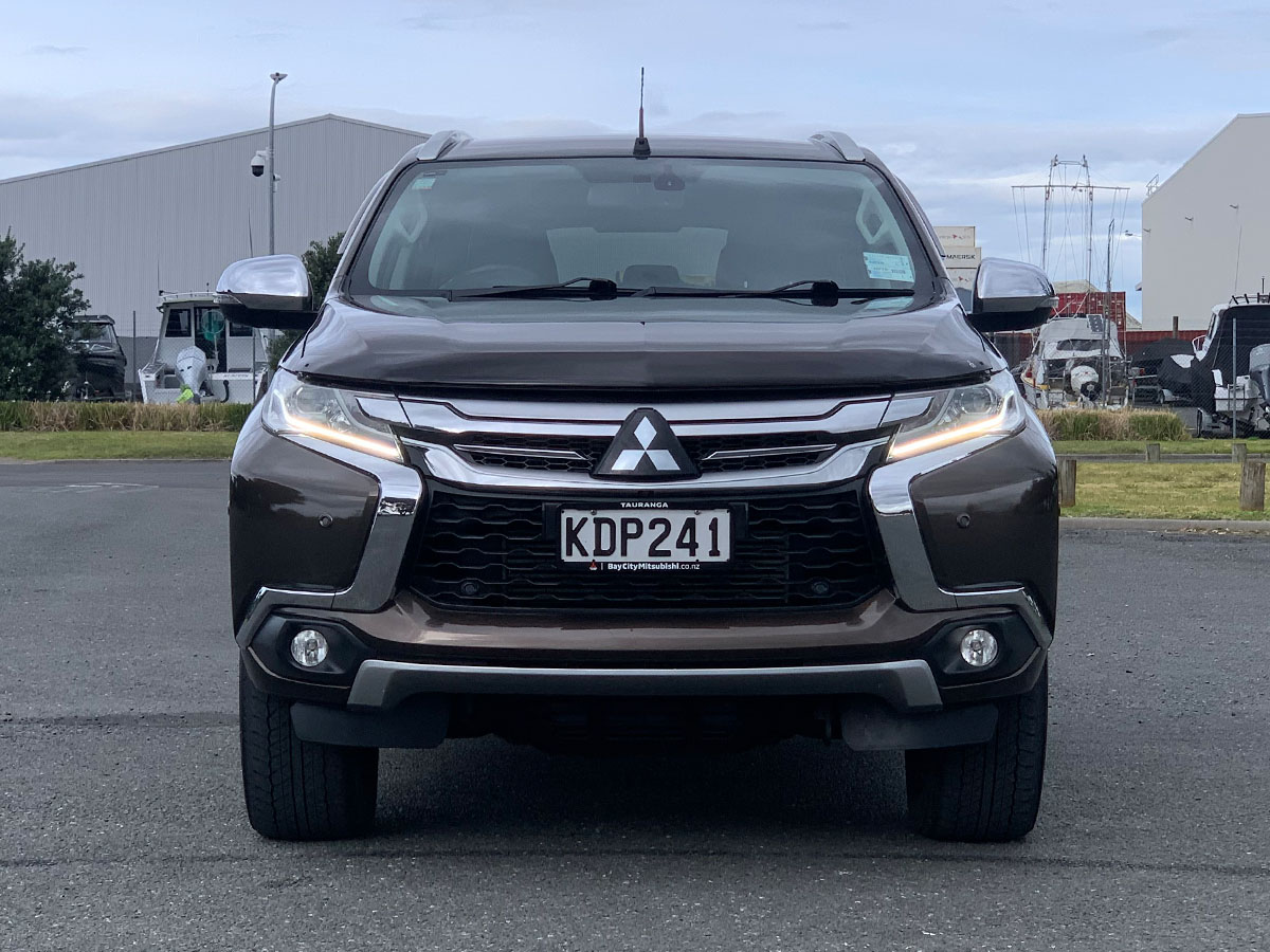 2016 Mitsubishi Pajero Sport VRX 2.4L Diesel 4WD 8 Speed Automatic