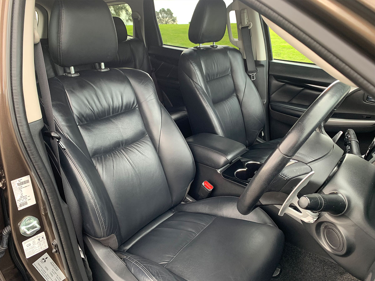 2016 Mitsubishi Pajero Sport VRX 2.4L Diesel 4WD 8 Speed Automatic