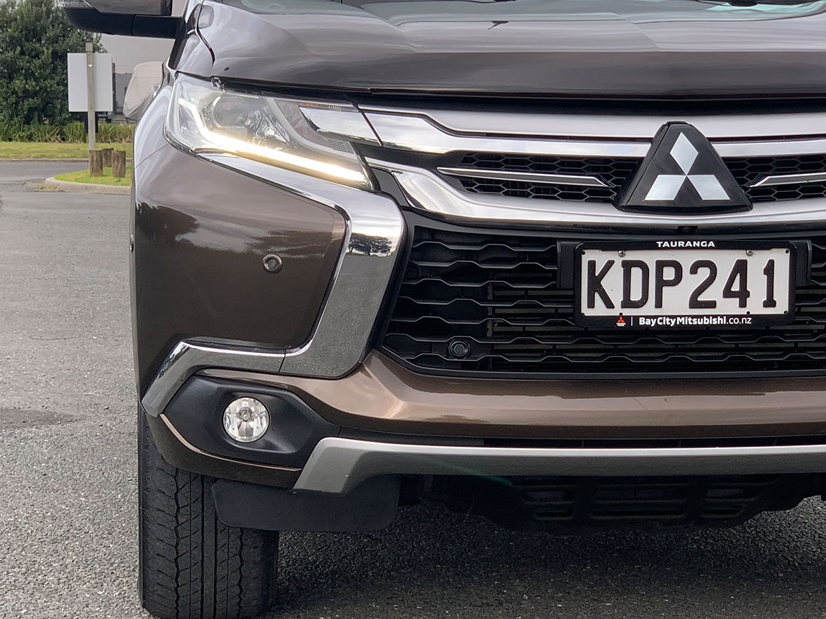 2016 Mitsubishi Pajero Sport VRX 2.4L Diesel 4WD 8 Speed Automatic