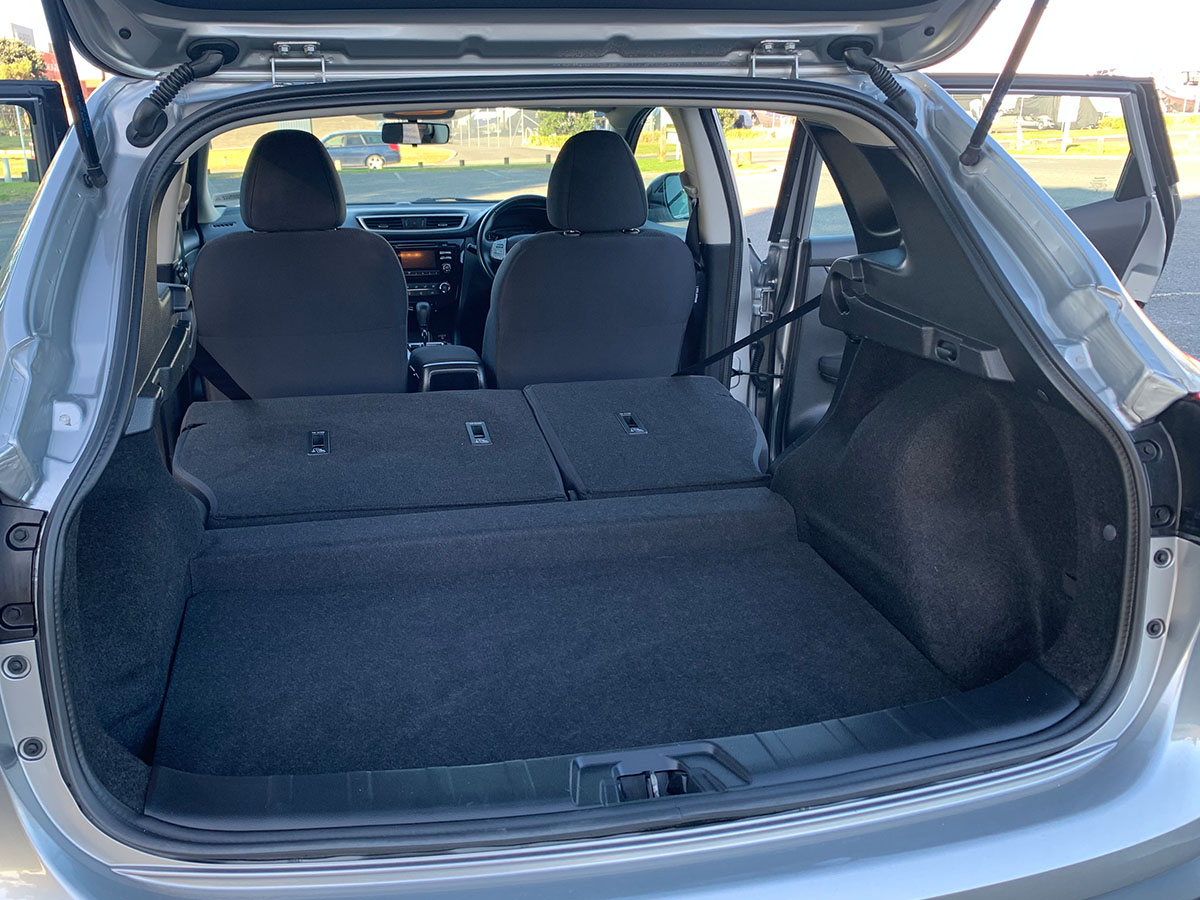 2017 Nissan Qashqai ST 2.0L Petrol