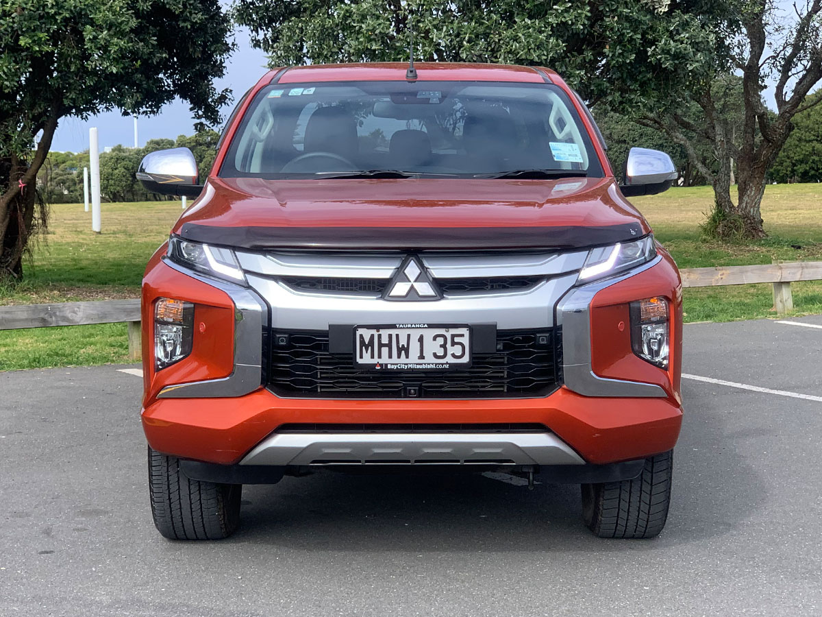2019 Mitsubishi Triton VRX 4WD 2.4L Diesel Turbo 6 Speed Auto
