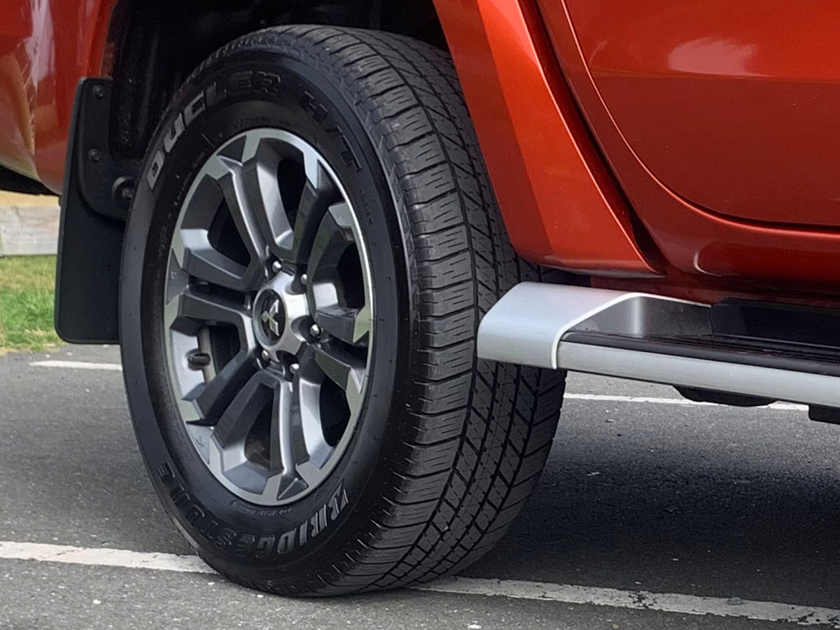 2019 Mitsubishi Triton VRX 4WD 2.4L Diesel Turbo 6 Speed Auto