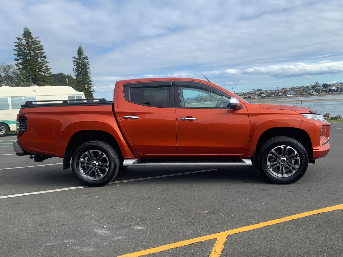 2019 Mitsubishi Triton VRX 4WD 2.4L Diesel Turbo 6 Speed Auto