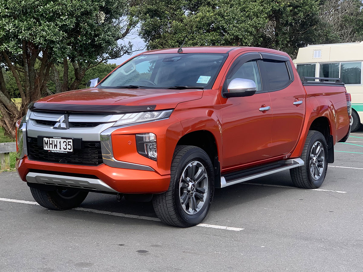 2019 Mitsubishi Triton VRX 4WD 2.4L Diesel Turbo 6 Speed Auto