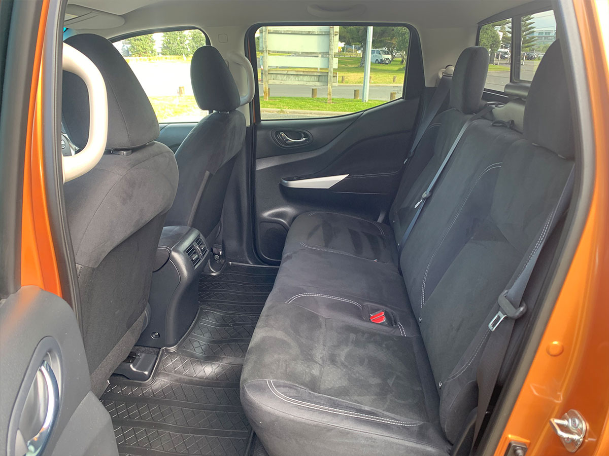 2020 Nissan Navara ST 2.3L Diesel 7 Gear Auto