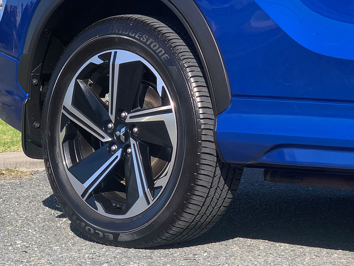 2021 Mitsubishi Eclipse Cross PHEV VRX Hybrid 4WD