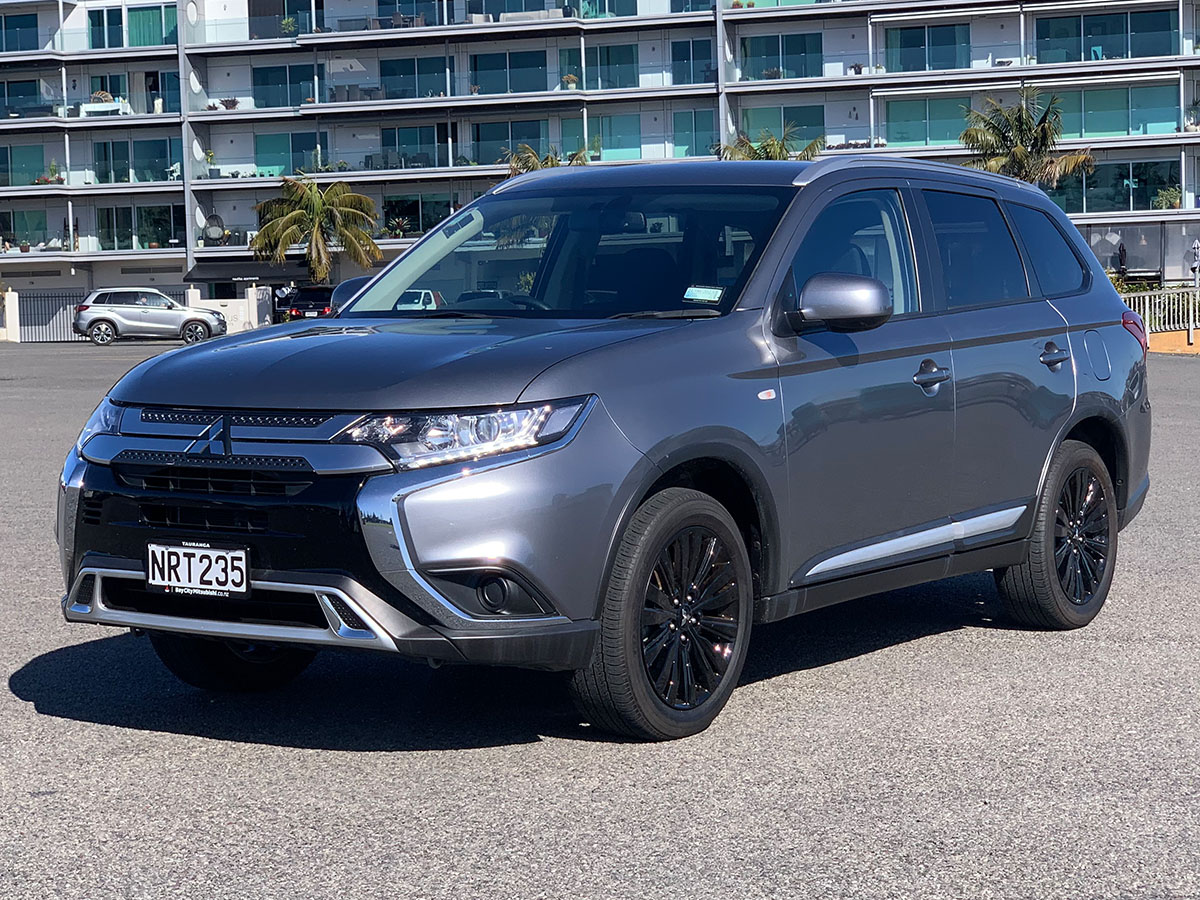 2021 Mitsubishi Outlander LS 2.4L Petrol 7 Seater Automatic