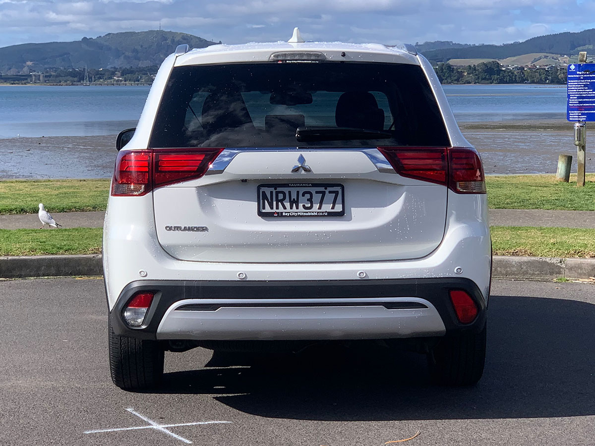 2021 Mitsubishi Outlander LS 2.4L Petrol 7 Seater Automatic