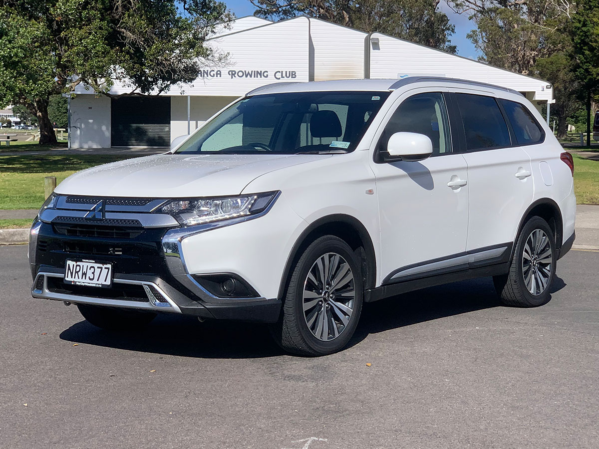 2021 Mitsubishi Outlander LS 2.4L Petrol 7 Seater Automatic