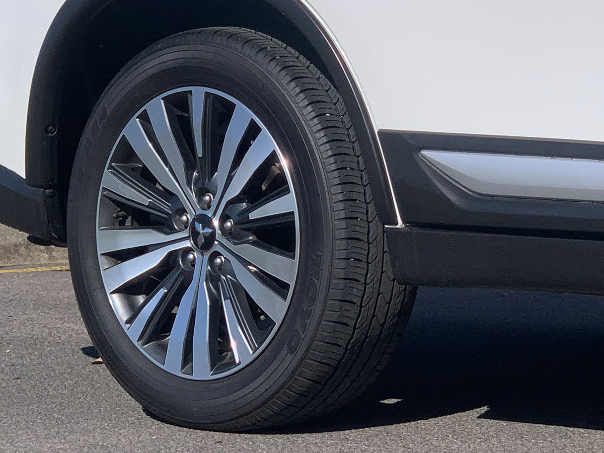 2021 Mitsubishi Outlander LS 2.4L Petrol 7 Seater Automatic