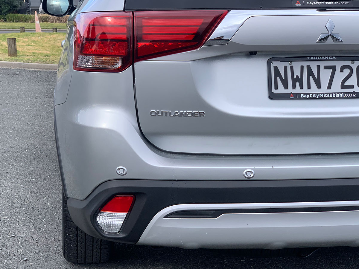 2021 Mitsubishi Outlander LS 2.4L Petrol 7 Seater Automatic