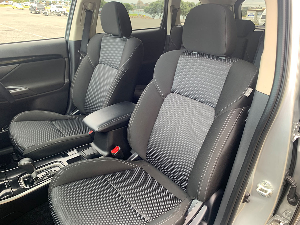 2021 Mitsubishi Outlander LS 2.4L Petrol 7 Seater Automatic