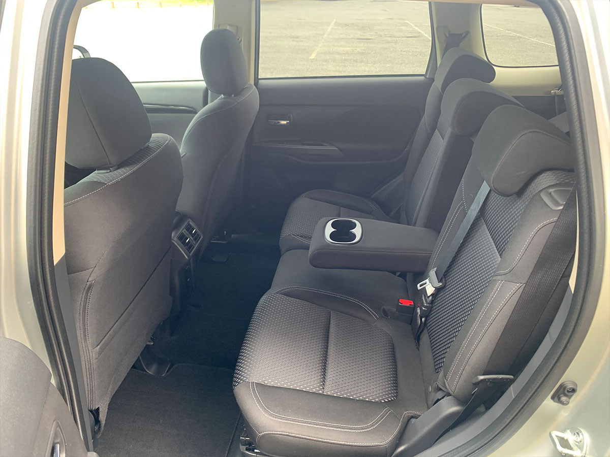 2021 Mitsubishi Outlander LS 2.4L Petrol 7 Seater Automatic