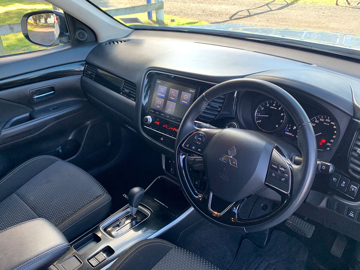 2021 Mitsubishi Outlander LS 2.4L Petrol 7 Seater Automatic