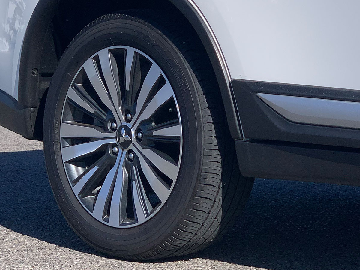 2021 Mitsubishi Outlander LS 2.4L Petrol 7 Seater Automatic