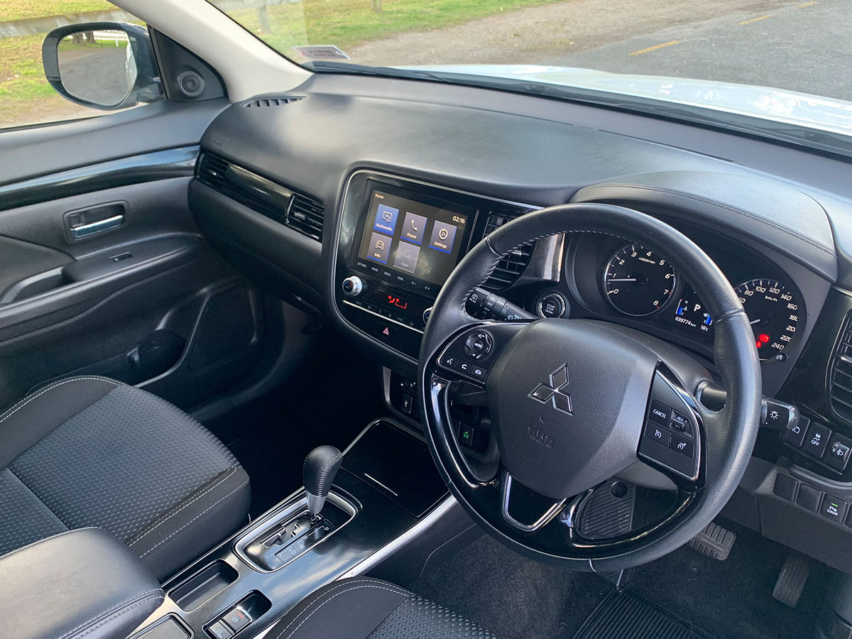 2021 Mitsubishi Outlander LS 2.4L Petrol 7 Seater Automatic