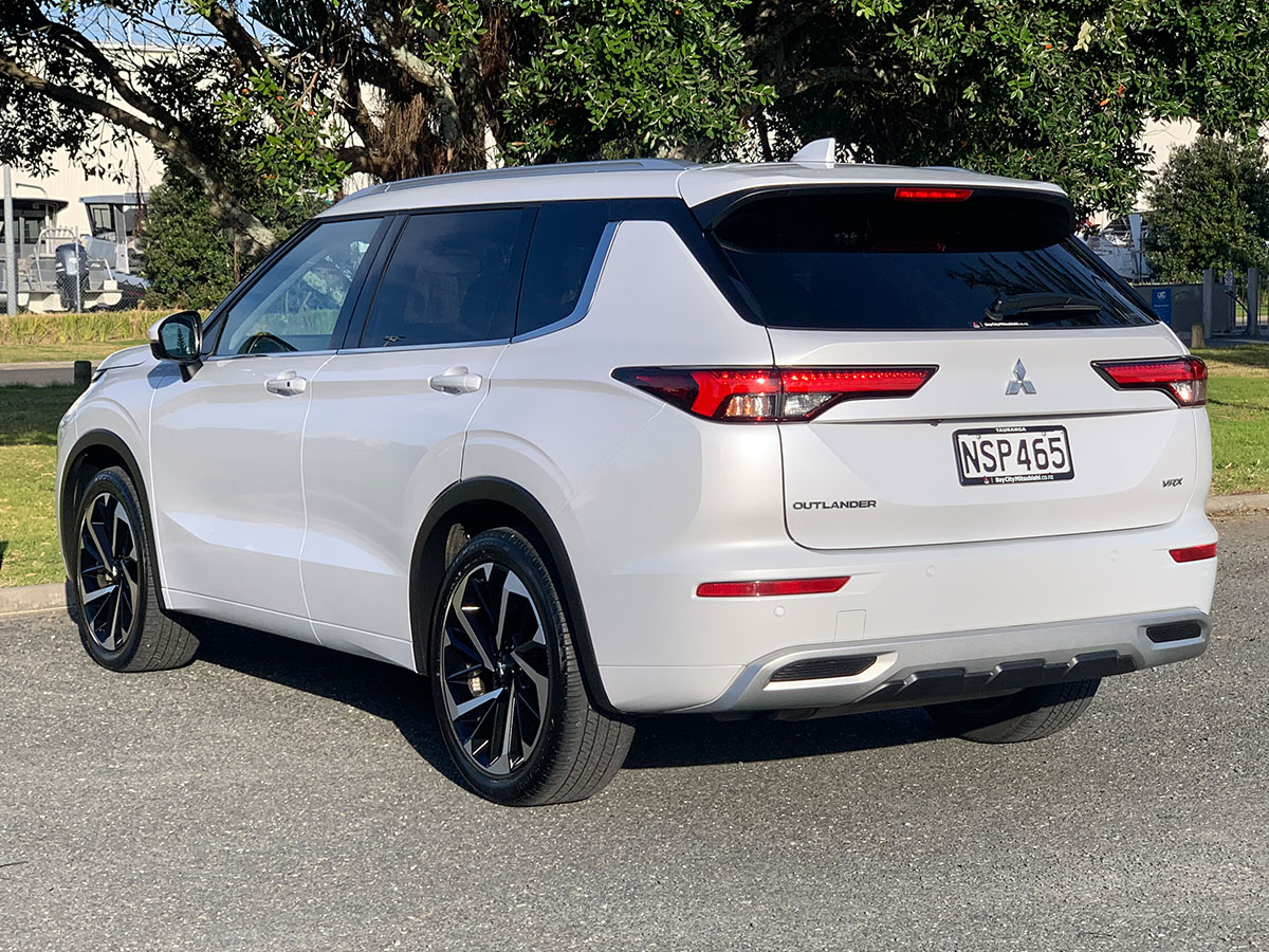 2021 Mitsubishi Outlander VRX 2.5L 4WD 7 Seater CVT Auto