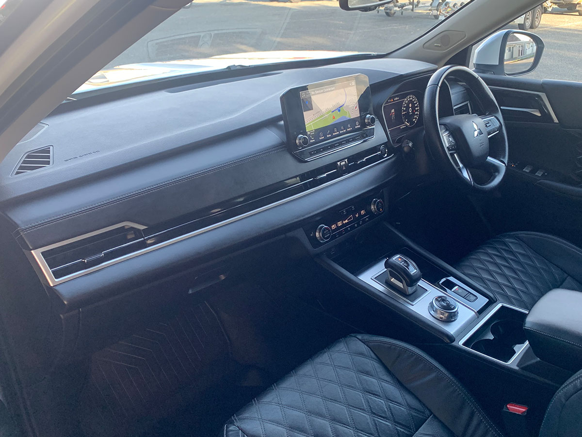 2021 Mitsubishi Outlander VRX 2.5L 4WD 7 Seater CVT Auto