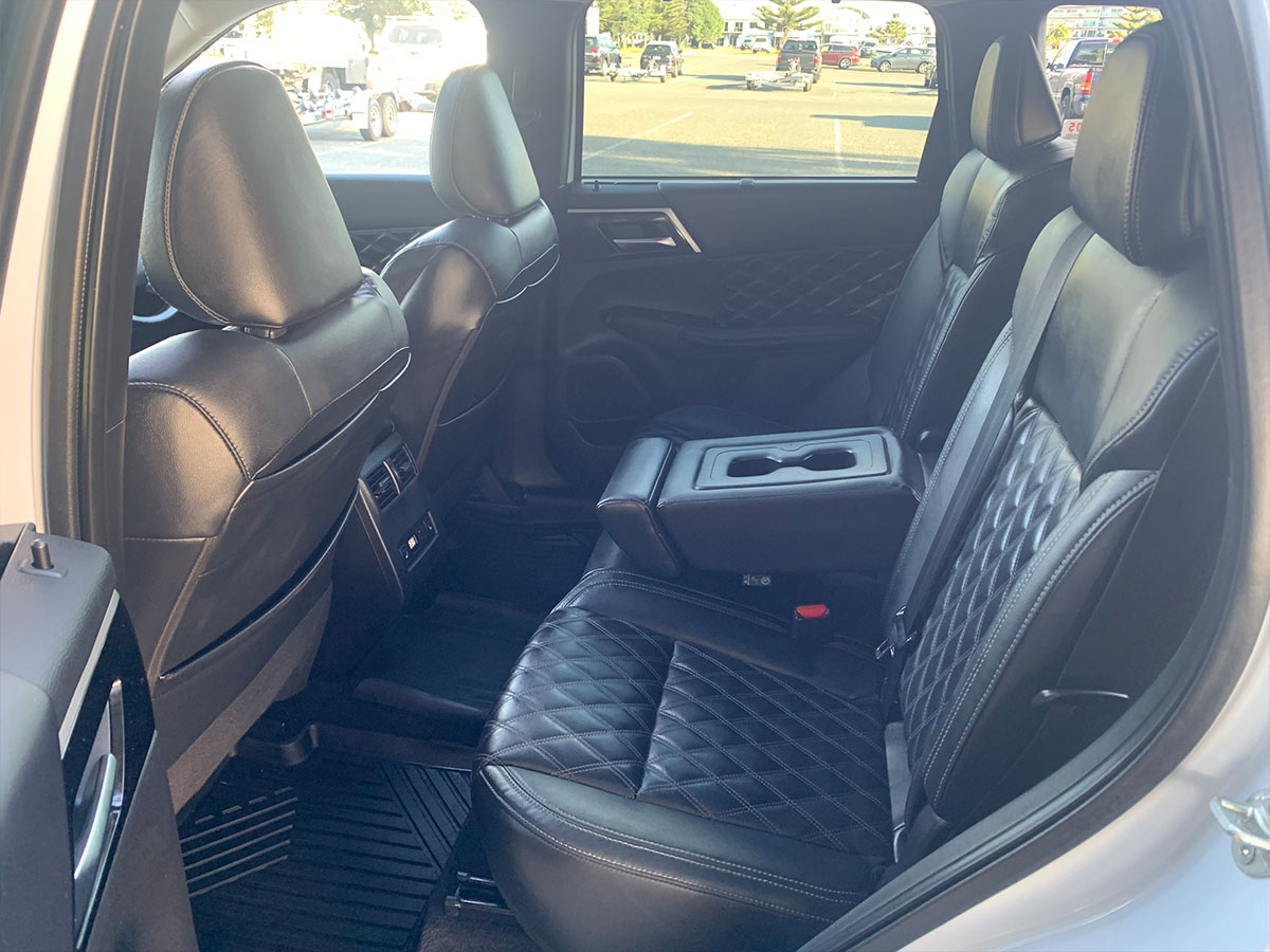 2021 Mitsubishi Outlander VRX 2.5L 4WD 7 Seater CVT Auto