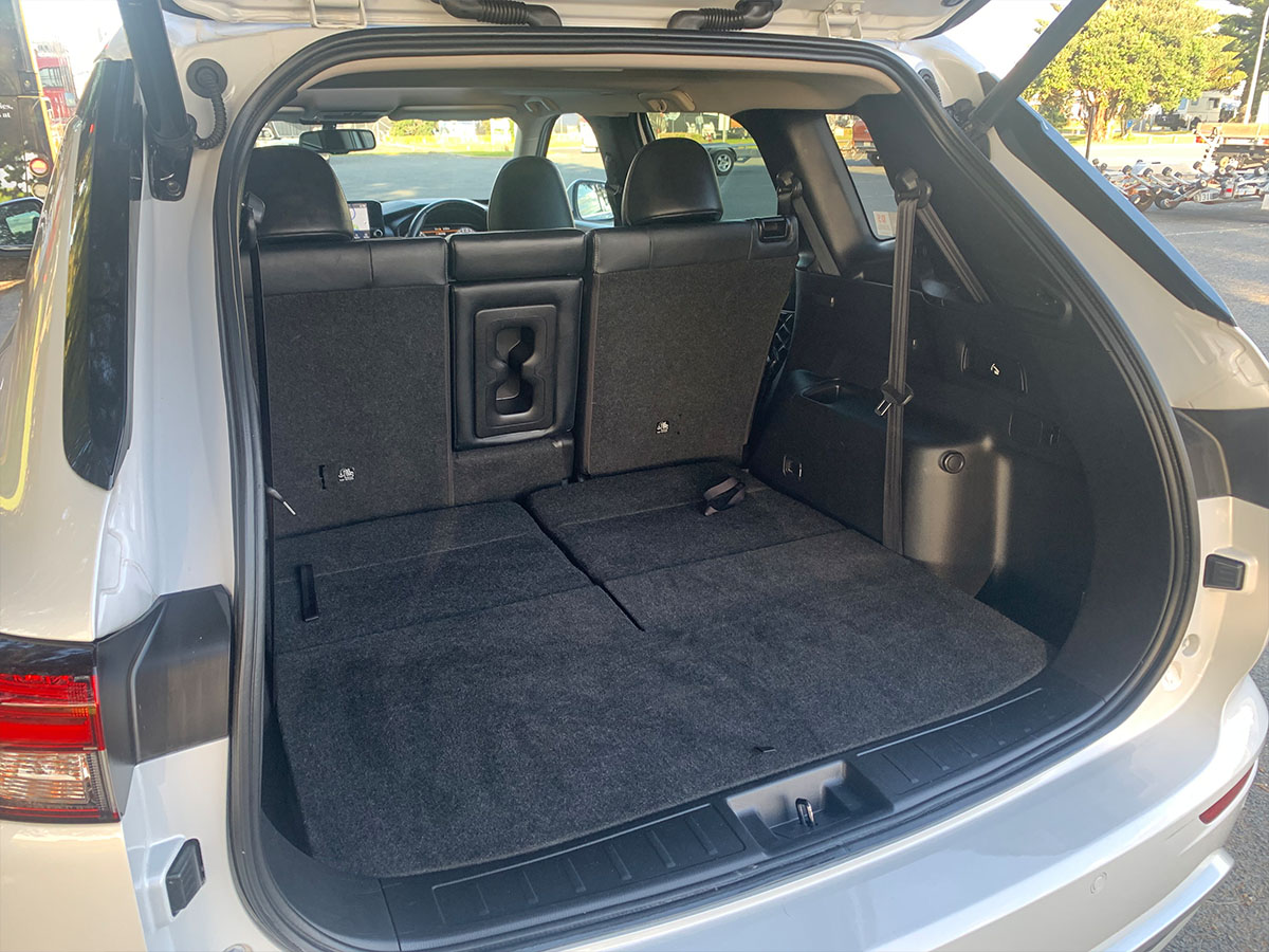 2021 Mitsubishi Outlander VRX 2.5L 4WD 7 Seater CVT Auto