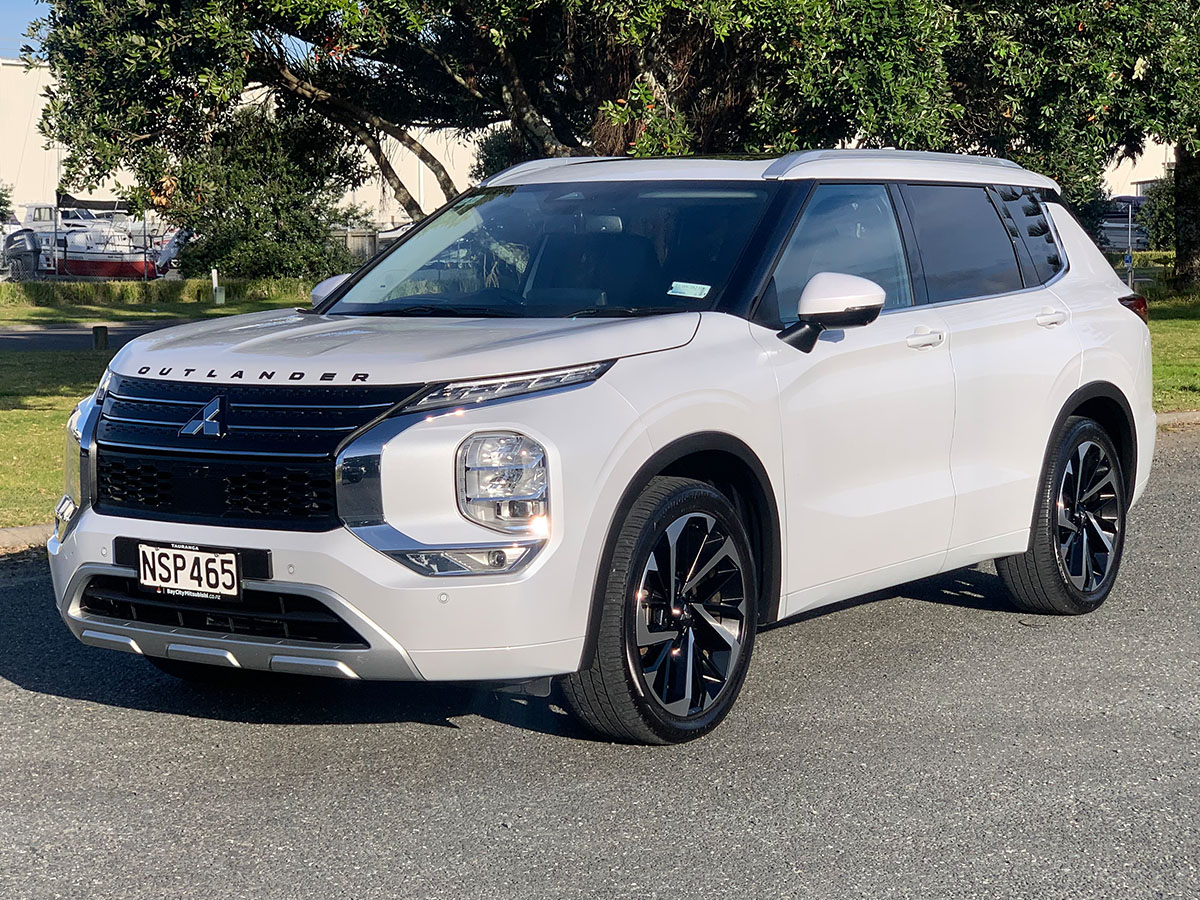 2021 Mitsubishi Outlander VRX 2.5L 4WD 7 Seater CVT Auto