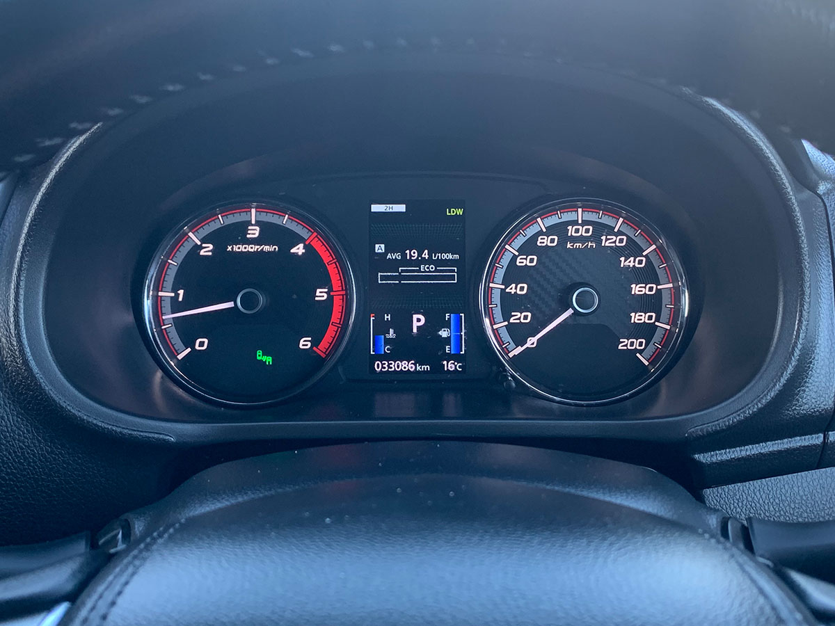 2021 Mitsubishi Triton GLSB 4WD 2.4L Diesel Turbo 6 Speed Auto